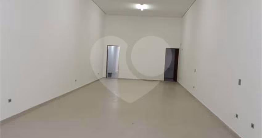 Prédio inteiro à venda em Pinheiros - SP