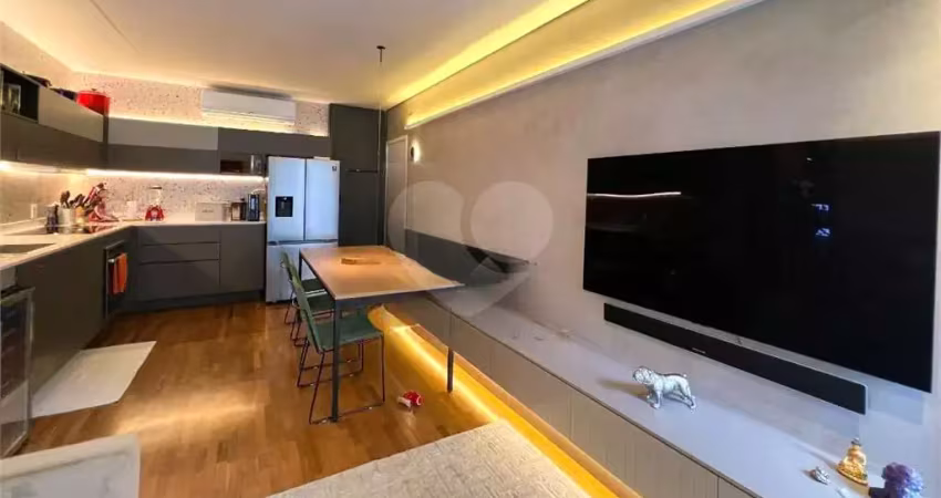 Apartamento com 1 quarto à venda na Avenida Jurucê, --, Moema, São Paulo