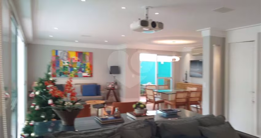 Apartamento com 3 quartos à venda em Moema - SP