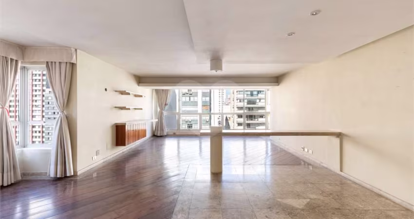 Apartamento com 3 quartos à venda em Cerqueira César - SP