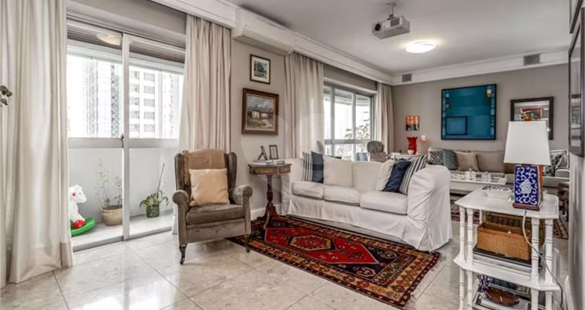 Apartamento com 3 quartos à venda em Moema - SP