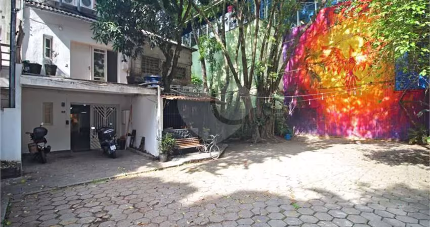 Casa de vila à venda ou para locação em cerqueira césar - sp