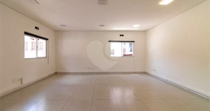 Casa à venda ou para locação em Pinheiros - SP