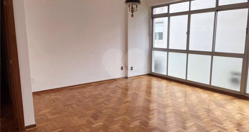 Apartamento com 3 quartos à venda em Jardim Europa - SP