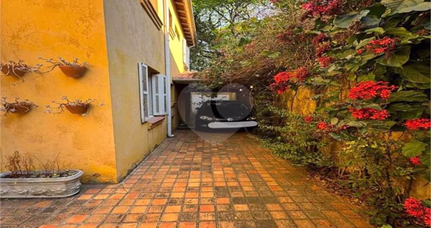 Casa com 3 quartos à venda em Jardim Paulista - SP