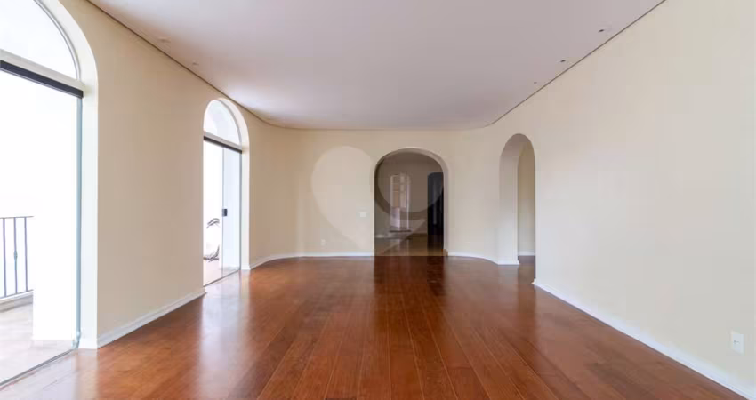 Apartamento com 4 quartos à venda em Cerqueira César - SP