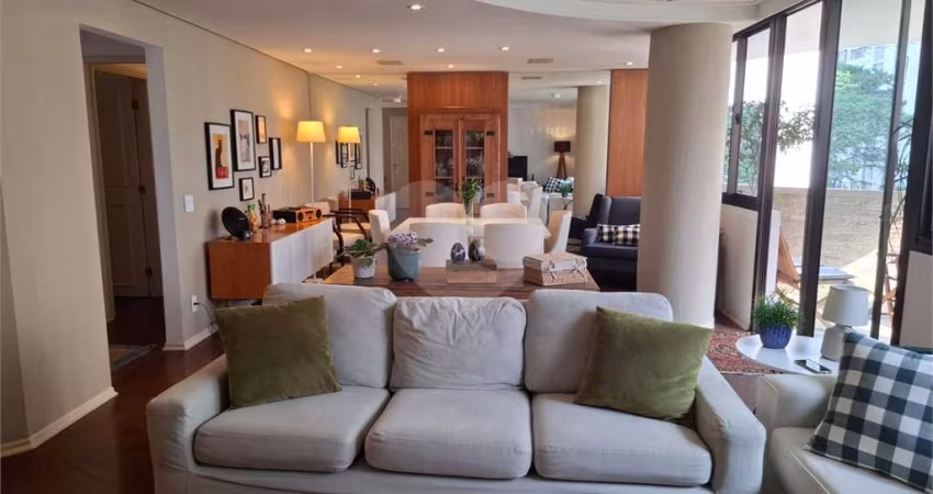 Apartamento com 3 quartos à venda em Jardim Paulista - SP