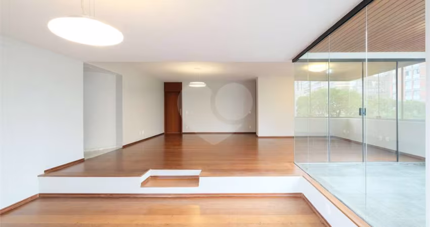 Apartamento com 3 quartos à venda ou para locação em Paraíso - SP