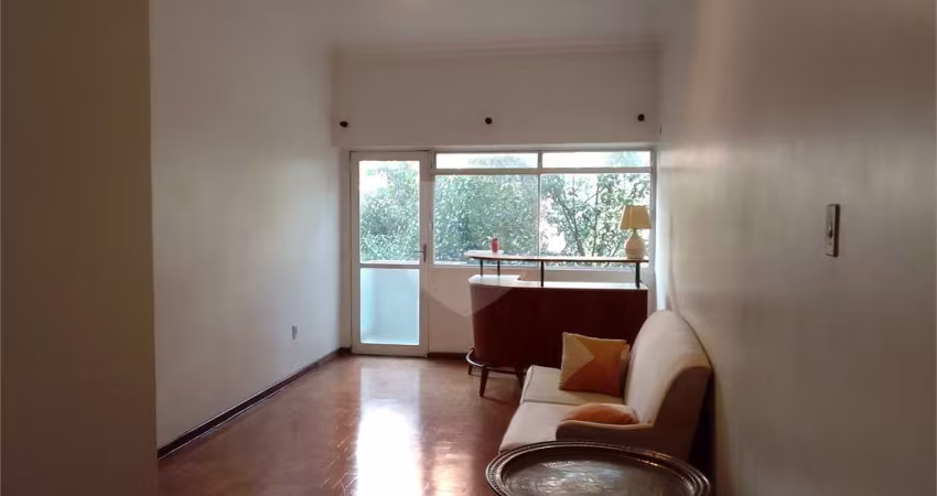 Apartamento com 2 quartos à venda ou para locação em Cerqueira César - SP