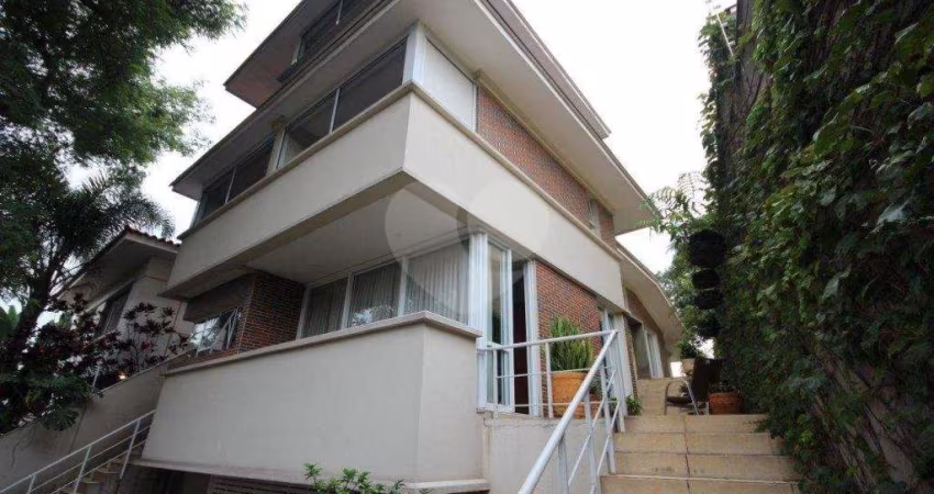 Casa com 4 quartos à venda em Sumaré - SP