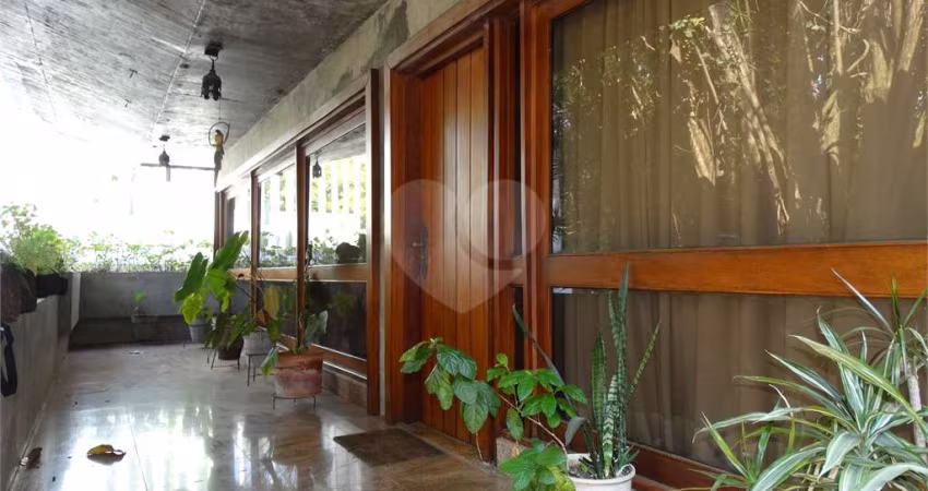Sobrado com 5 quartos à venda em Pinheiros - SP