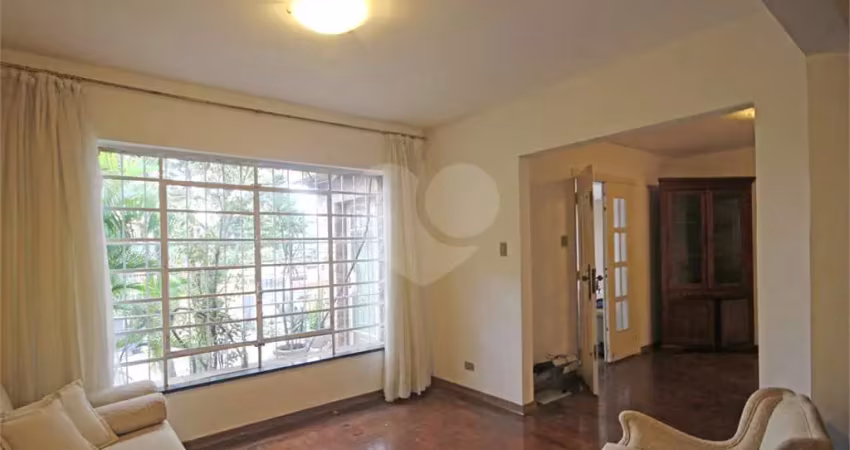 Sobrado com 3 quartos à venda em Sumaré - SP