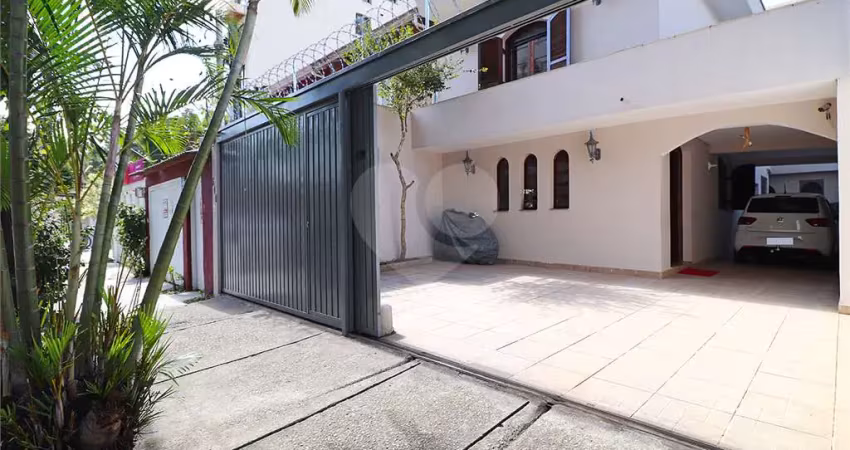 Casa com 3 quartos à venda na Rua Nicolau Gagliardi, --, Pinheiros, São Paulo