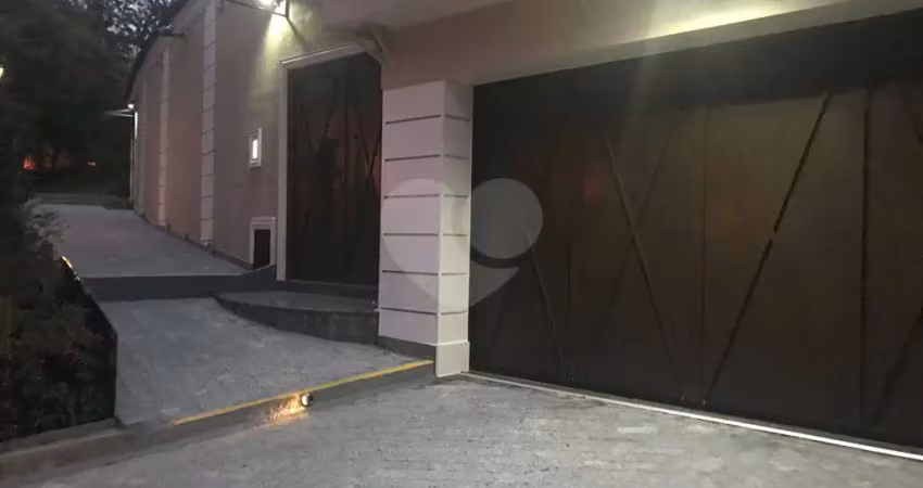 Casa com 5 quartos à venda em Alto Da Lapa - SP