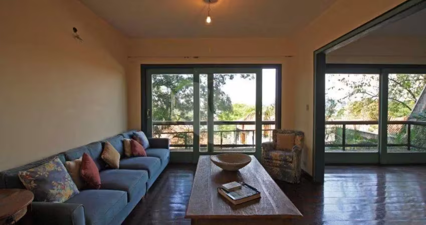 Casa com 4 quartos à venda na Rua Poconé, --, Sumaré, São Paulo