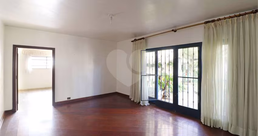 Sobrado com 4 quartos à venda em Vila Madalena - SP
