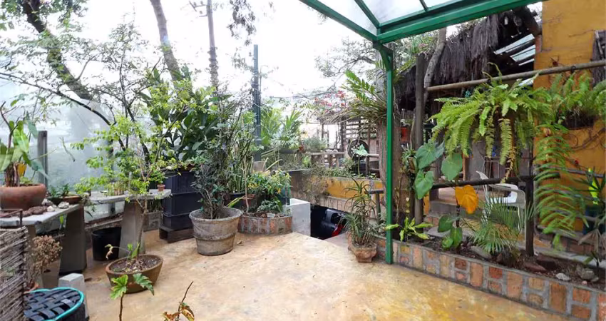 Casa com 5 quartos à venda na Rua Tonelero, --, Lapa, São Paulo