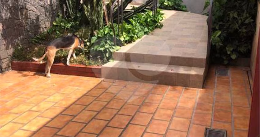 Casa com 3 quartos à venda em Vila Romana - SP