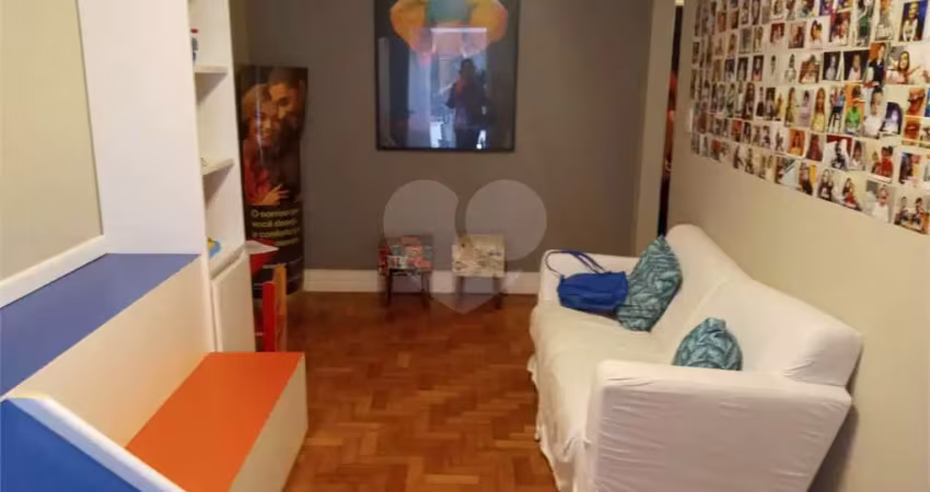 Casa com 3 quartos à venda em Pinheiros - SP