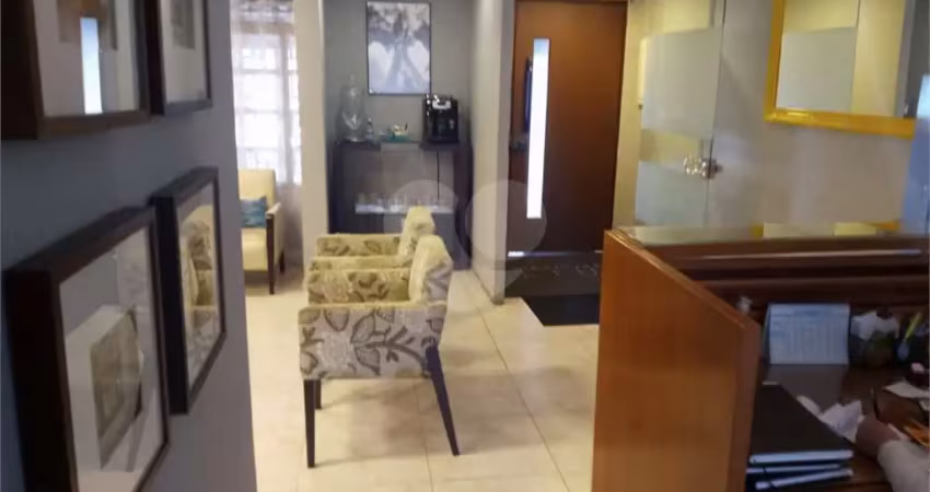 Casa com 3 quartos à venda na Rua Padre Carvalho, --, Pinheiros, São Paulo