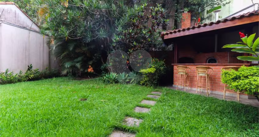 Casa com 4 quartos à venda na Rua Passo da Pátria, --, Alto da Lapa, São Paulo