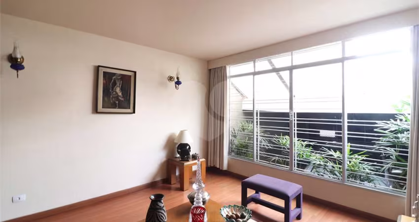 Casa com 3 quartos à venda em Vila Madalena - SP