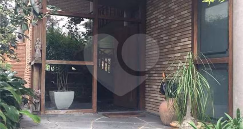 Casa com 4 quartos à venda em Butantã - SP