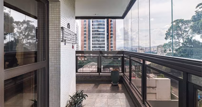 Apartamento com 4 quartos à venda ou para locação em Alto Da Lapa - SP
