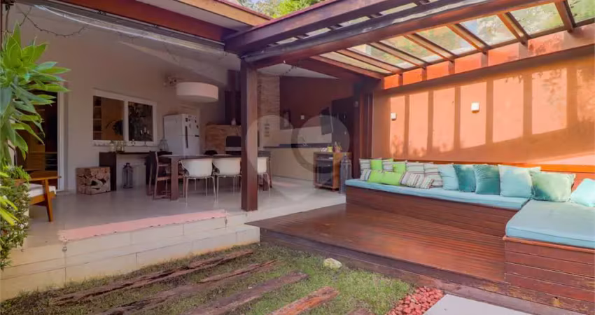 Casa com 4 quartos à venda na João Damasceno Fernandes, --, Alto de Pinheiros, São Paulo