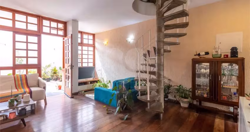 Casa com 3 quartos à venda na Rua Caiapônia, --, Alto da Lapa, São Paulo