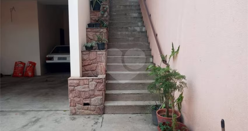 Casa térrea com 3 quartos à venda em Vila Ipojuca - SP