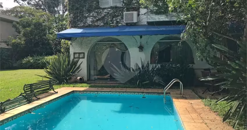 Casa com 4 quartos à venda ou para locação em Vila Madalena - SP