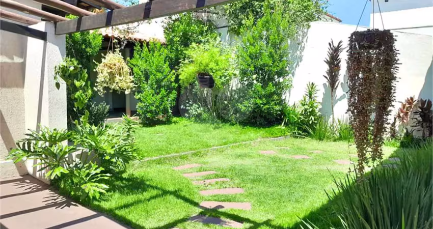 Casa com 3 quartos à venda na Rua José Rubens, --, Butantã, São Paulo