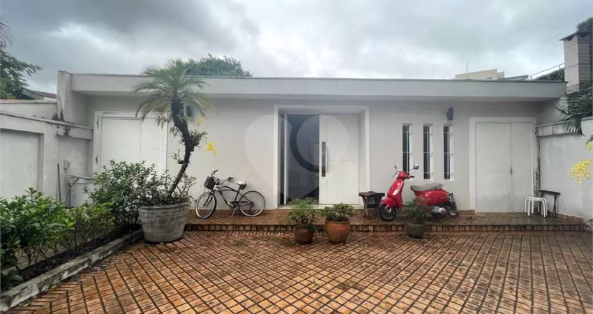 Casa térrea com 1 quartos à venda em Vila Madalena - SP