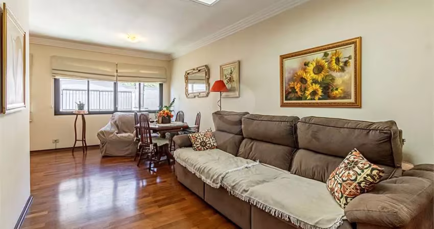 Casa com 3 quartos à venda na Rua Dom Leopoldo I, --, Alto da Lapa, São Paulo