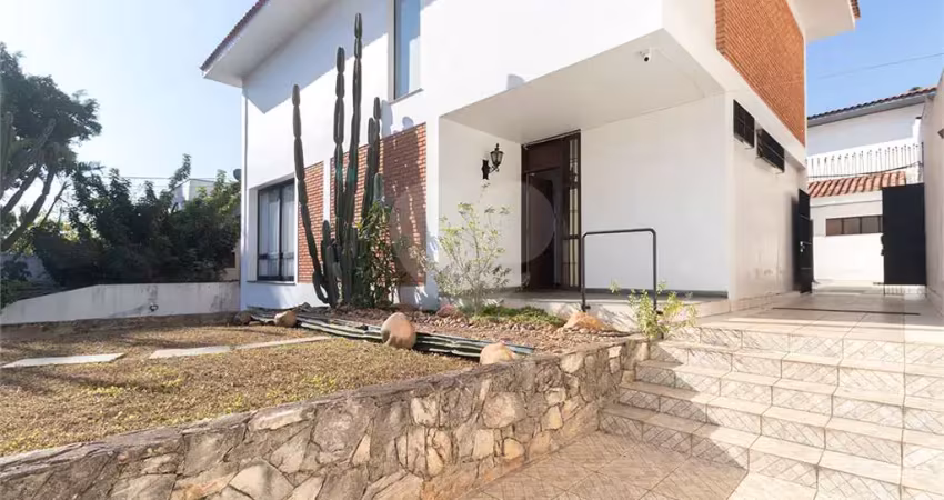 Casa com 3 quartos à venda na Rua Belmonte, --, Lapa, São Paulo