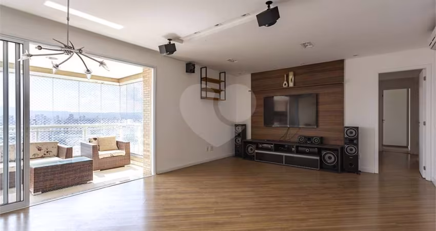 Apartamento com 4 quartos à venda em Lapa - SP