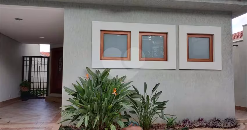Casa com 3 quartos à venda na Rua Armando Brussolo, --, Vila Romana, São Paulo