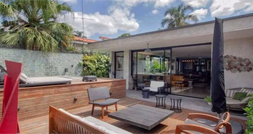 Casa com 3 quartos à venda em Vila Madalena - SP