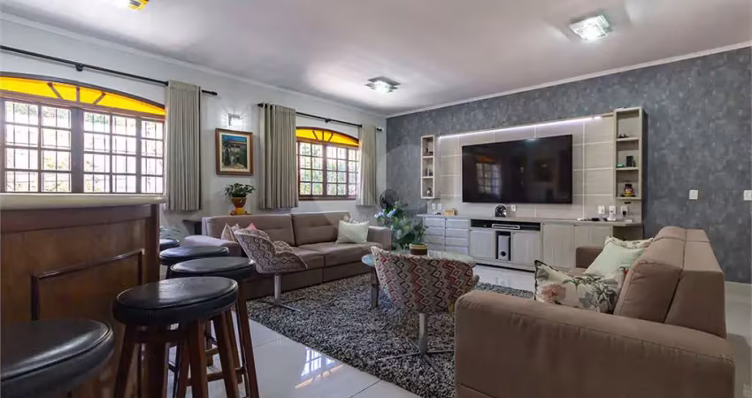Casa com 3 quartos à venda na Rua Acuruá, --, Vila Romana, São Paulo