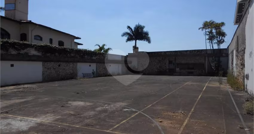 Terreno à venda em Lapa - SP
