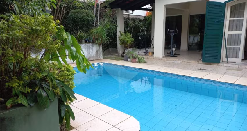 Sobrado com 4 quartos à venda ou para locação em Butantã - SP