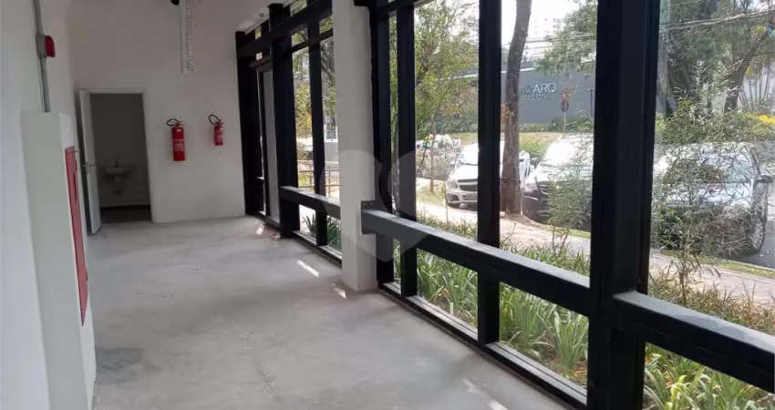 Ponto comercial para alugar na Rua dos Pinheiros, --, Pinheiros, São Paulo