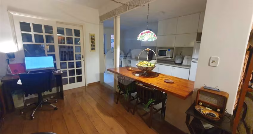 Casa de vila com 3 quartos à venda em Pinheiros - SP