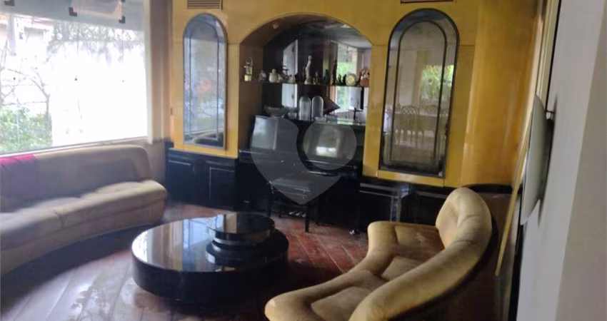 Casa com 3 quartos à venda em Jardim Das Bandeiras - SP
