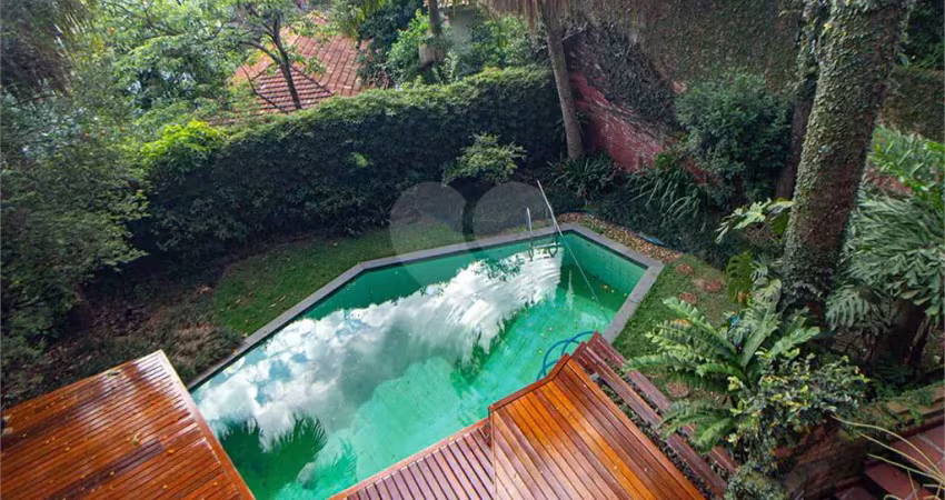 Casa com 4 quartos à venda na Orós, --, Alto de Pinheiros, São Paulo