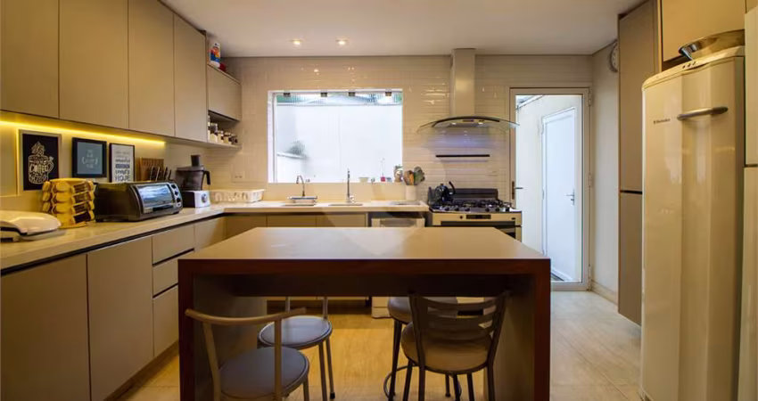 Casa com 3 quartos à venda em Vila Madalena - SP