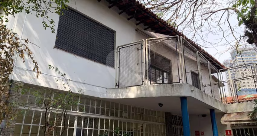 Sobrado com 3 quartos à venda em Pinheiros - SP