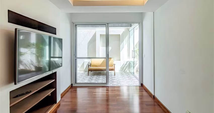 Duplex com 2 quartos à venda ou para locação em Vila Madalena - SP