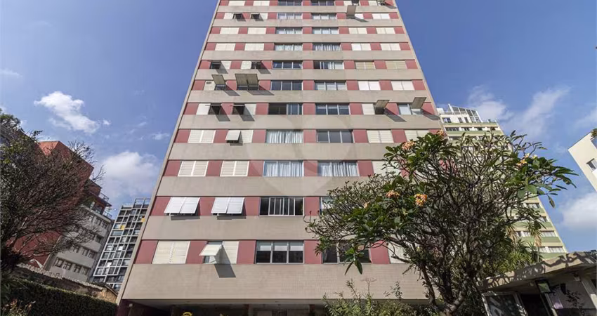 Apartamento com 3 quartos à venda ou para locação em Pinheiros - SP